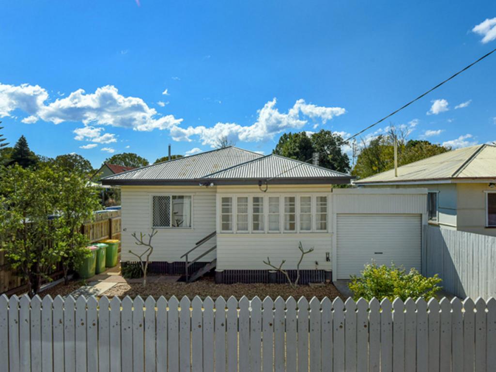 47 Wallace St, Newtown, QLD 4350