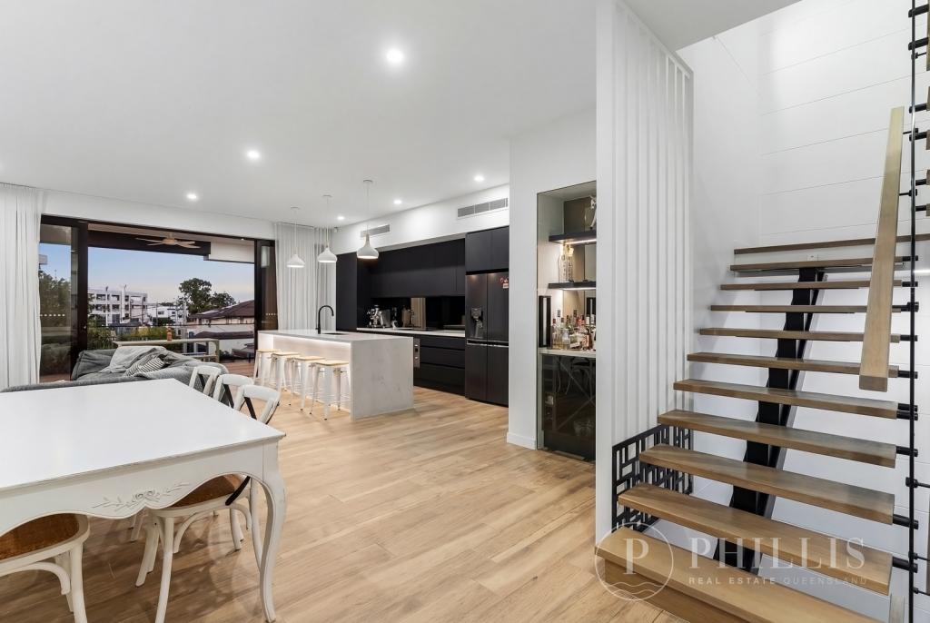 2/8 Thelma Ave, Biggera Waters, QLD 4216