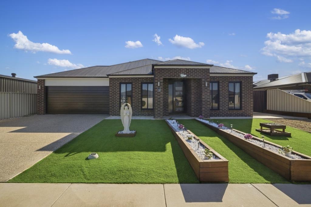 3 Royal Ct, Shepparton, VIC 3630