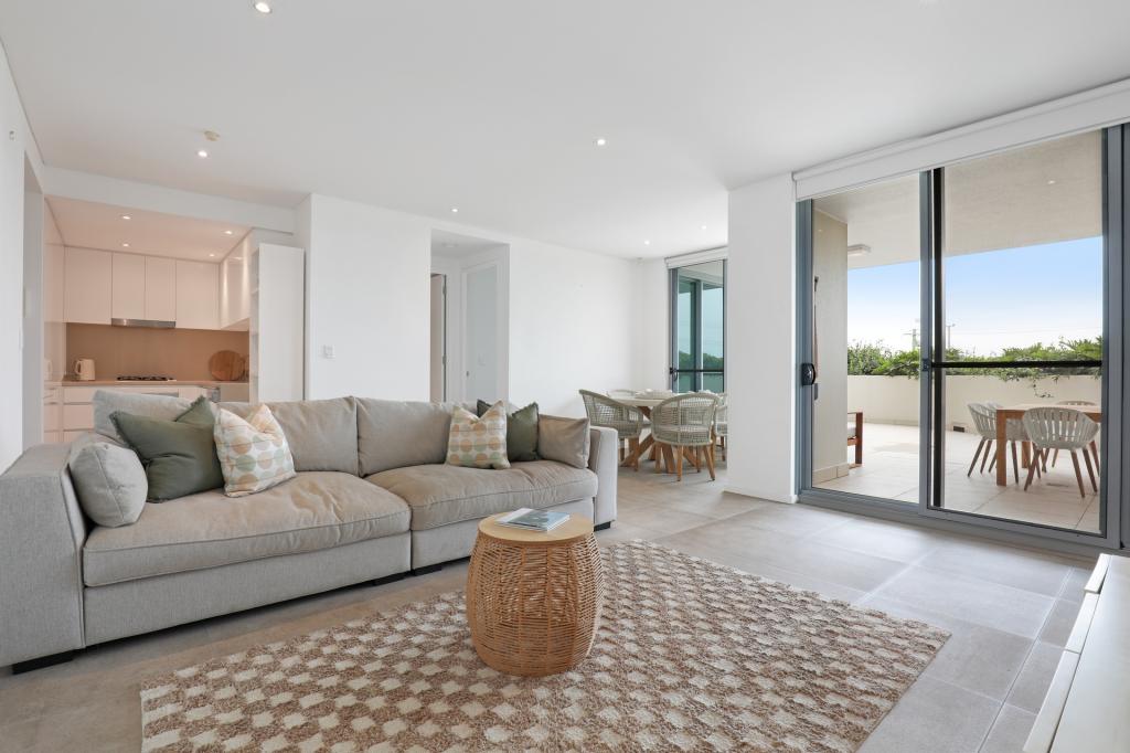 104/1 Grand Ct, Fairy Meadow, NSW 2519