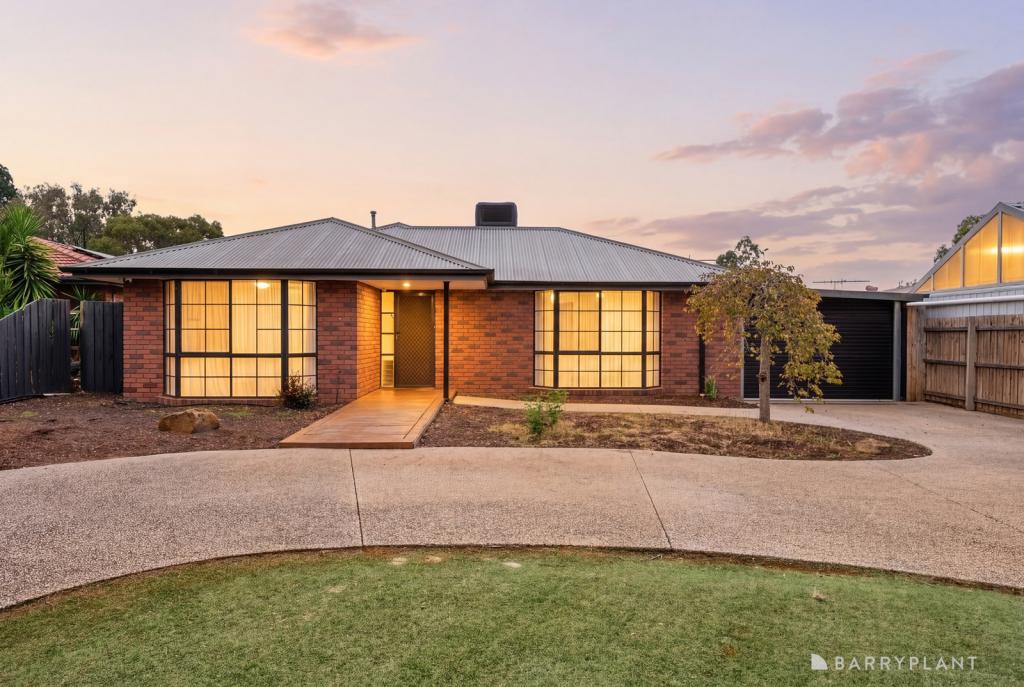 15 Kimburra Ct, Kurunjang, VIC 3337