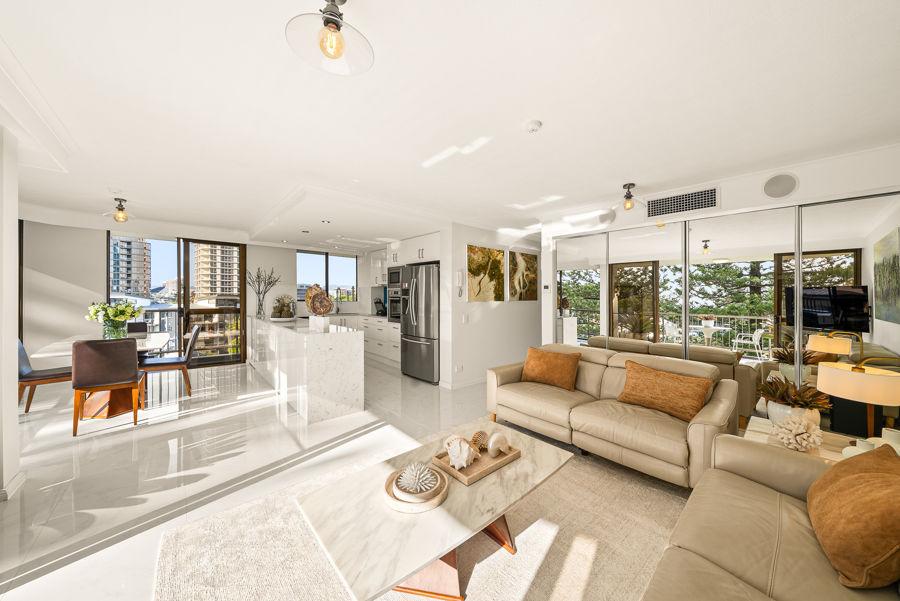 16/22 ARMRICK AVE, BROADBEACH, QLD 4218