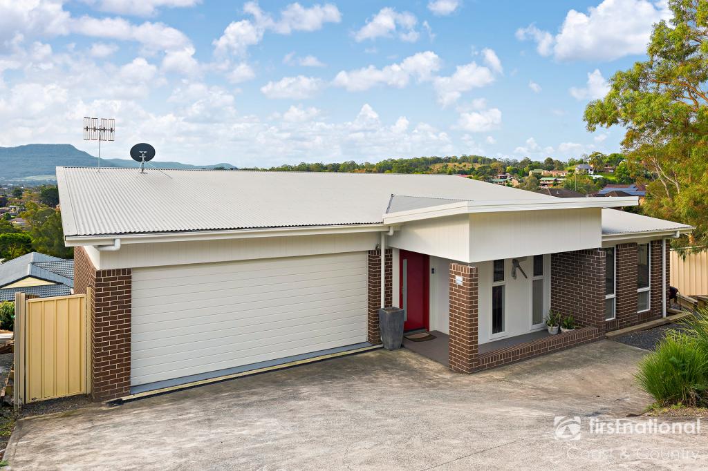 16a Carlyle Cl, Dapto, NSW 2530