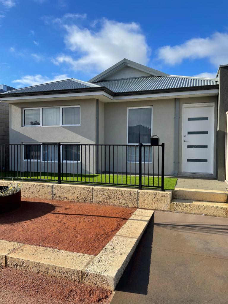 18b Andromeda Rd, Australind, WA 6233