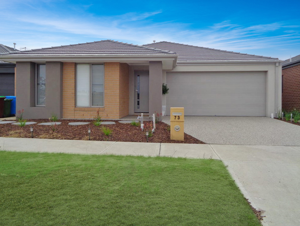 73 Eliburn Dr, Cranbourne East, VIC 3977