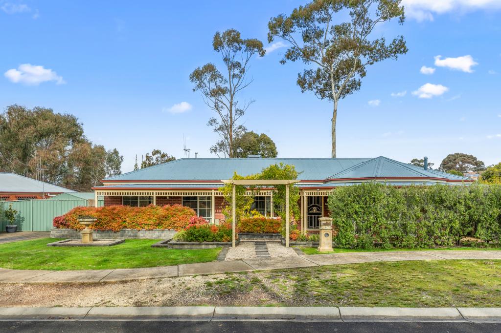 237 Aspinall St, Kangaroo Flat, VIC 3555