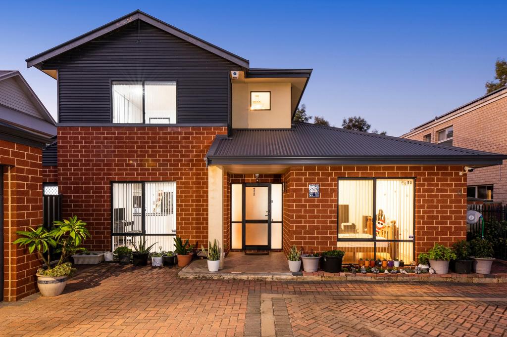 8 Waterway Cres, Ascot, WA 6104