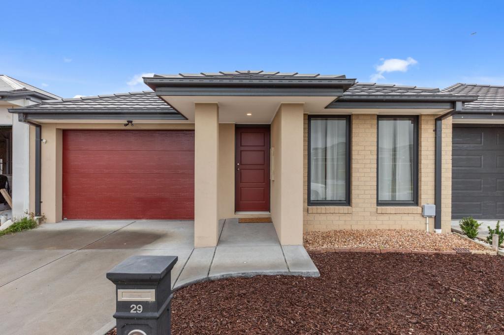 29 Finnegan Way, Officer, VIC 3809