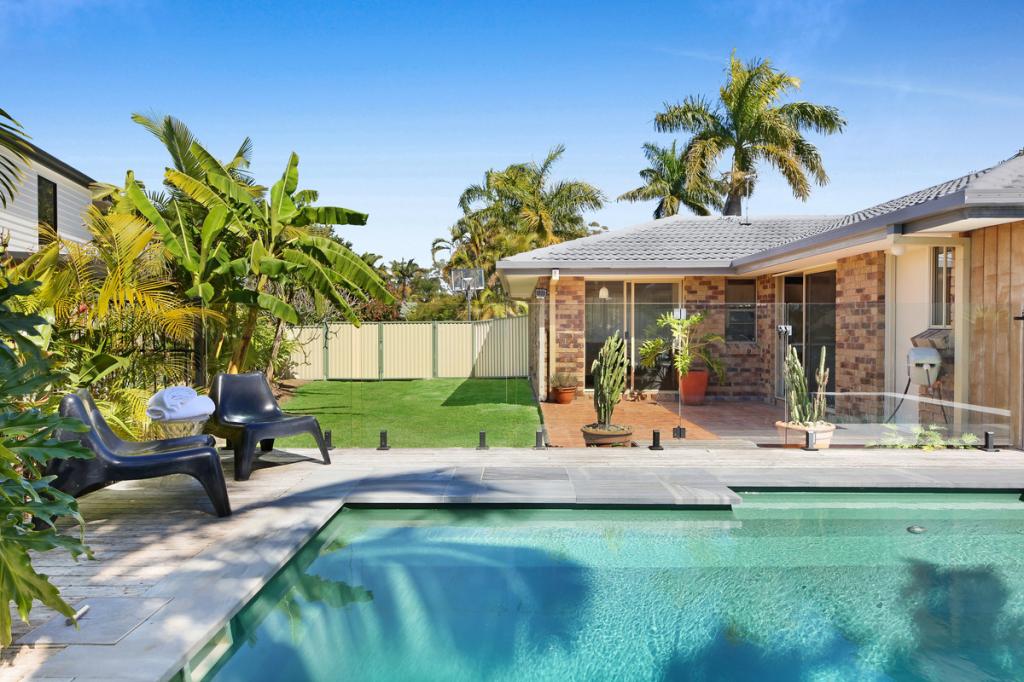 3 Marscay Ave, Varsity Lakes, QLD 4227