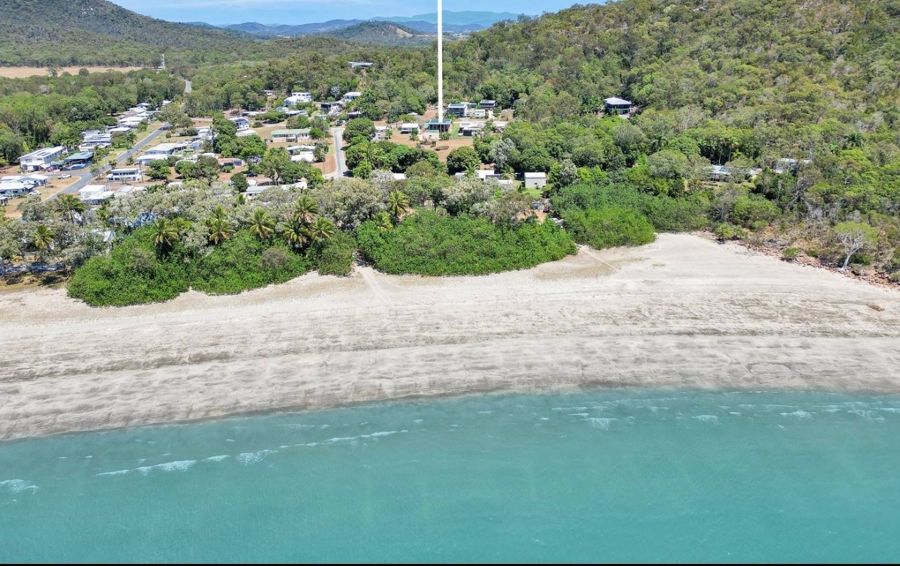 6 Sturgeon St, Ball Bay, QLD 4741