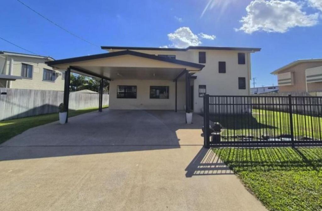 5 Halley St, Wulguru, QLD 4811