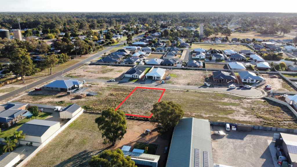 7 VICECONTE CT, TOCUMWAL, NSW 2714