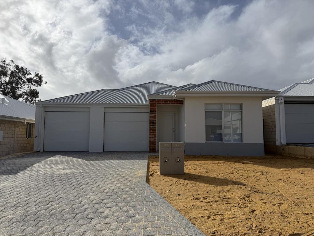 22A MAGNOLIA WAY, LAKELANDS, WA 6180