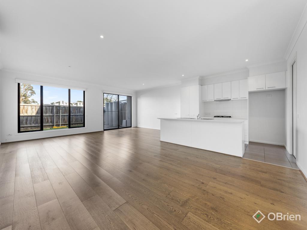 31 Willow Glen Bvd, Cranbourne, VIC 3977