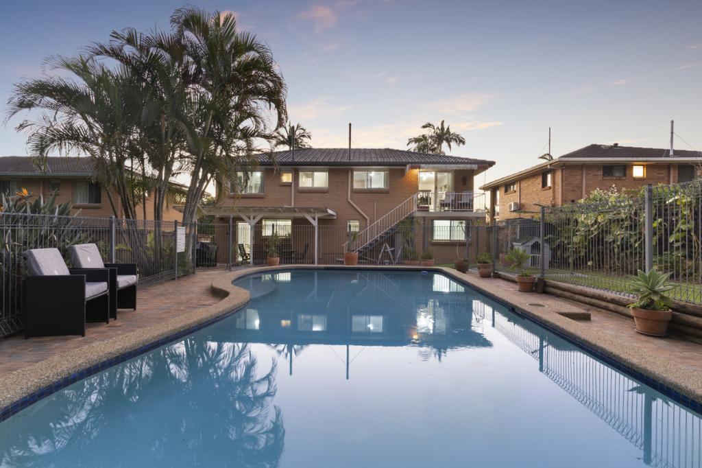 15 Kidd St, Robertson, QLD 4109