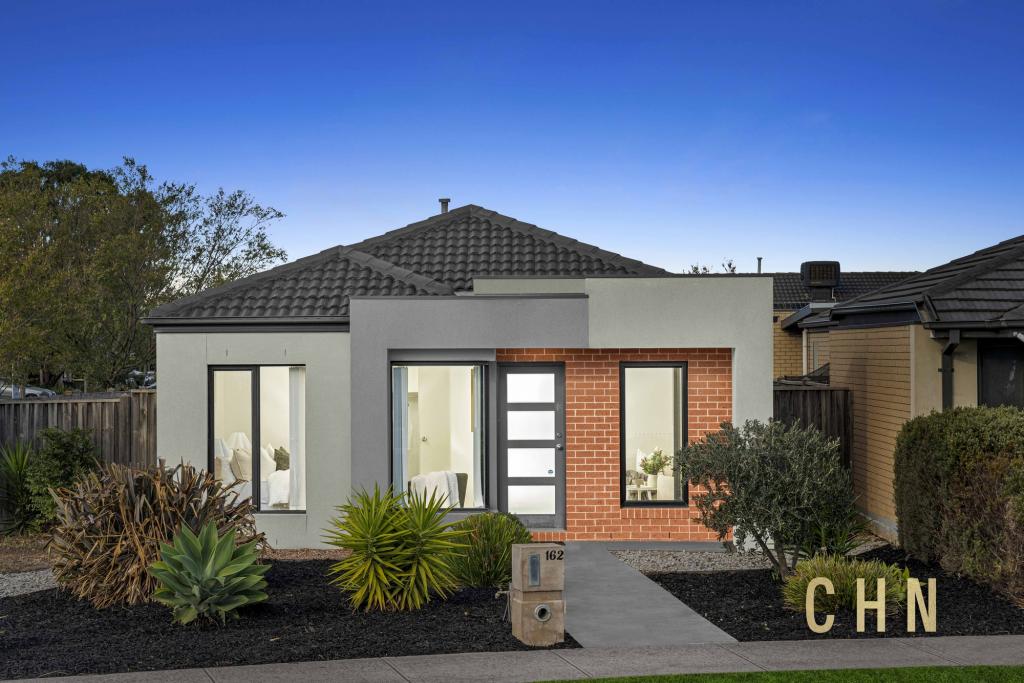 162 Saltwater Prom, Point Cook, VIC 3030