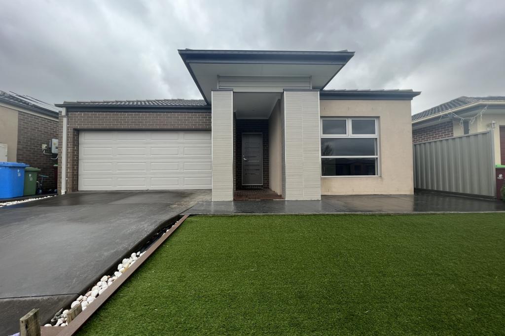 20 Challenger Cct, Cranbourne East, VIC 3977