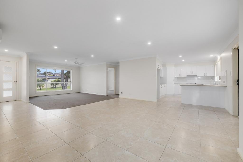 2/4 Meadow Lane, Port Macquarie, NSW 2444