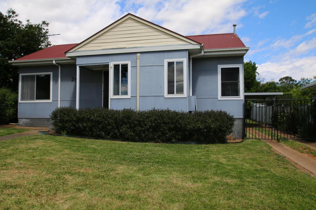 25 Tobruk Cres, Orange, NSW 2800
