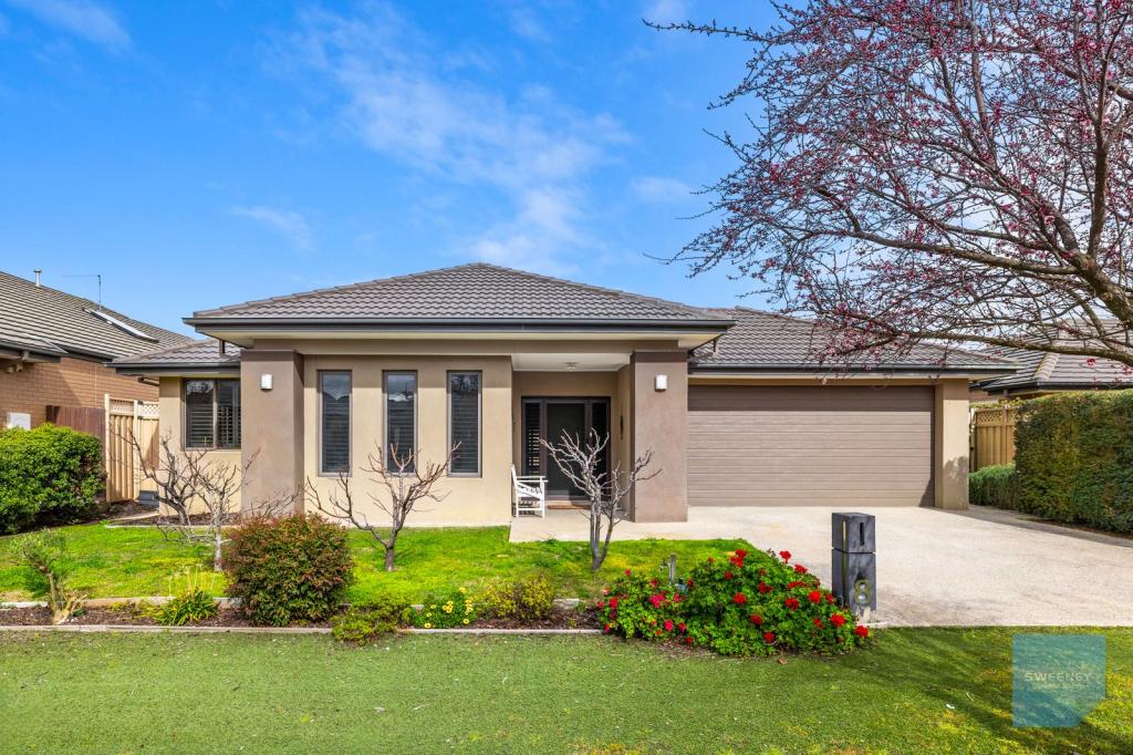 8 CHERRY LAKE GRN, CAROLINE SPRINGS, VIC 3023