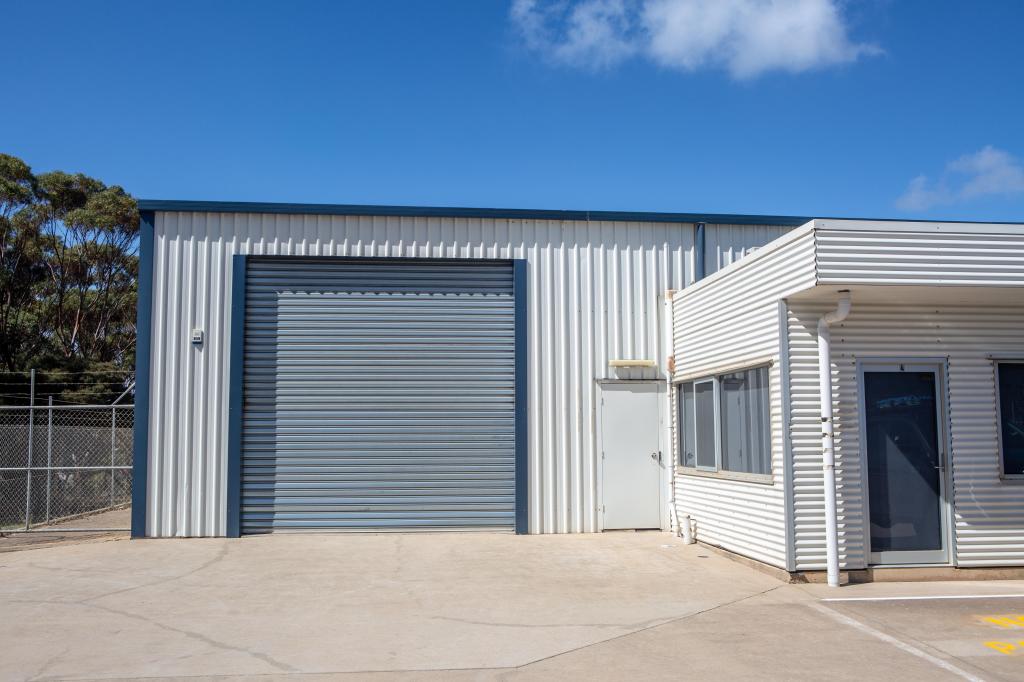 4/1 Ellemsea Cct, Lonsdale, SA 5160