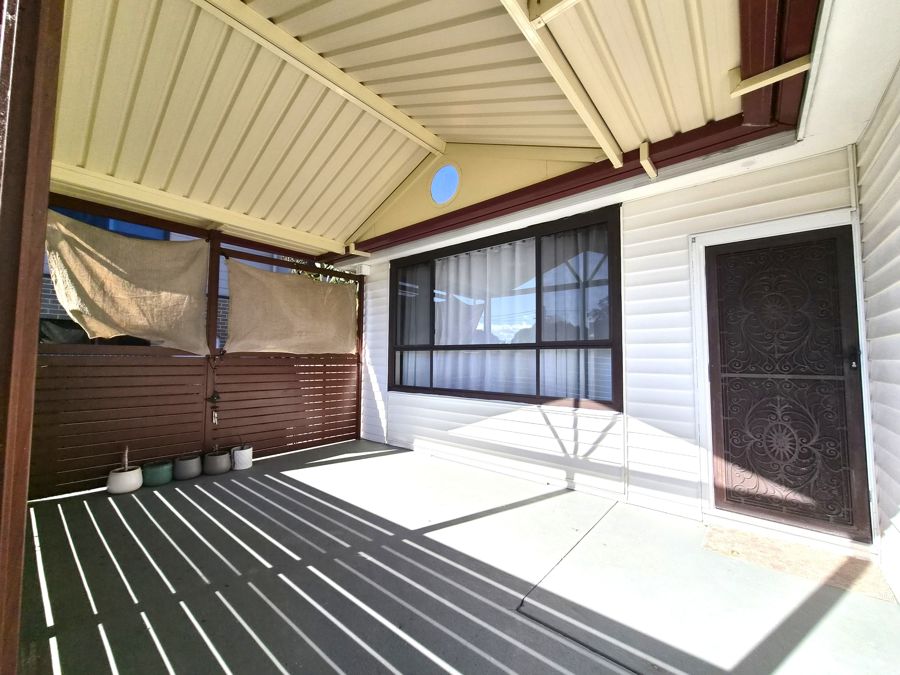 78 Kent St, Minto, NSW 2566