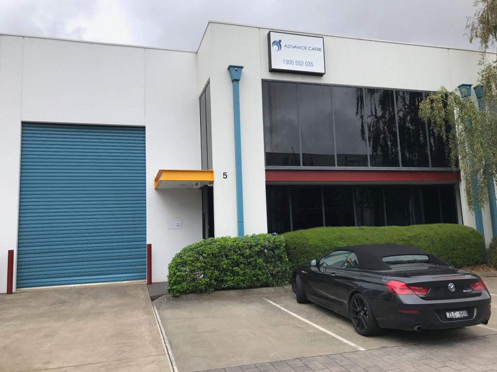 5/15 Howleys Rd, Notting Hill, VIC 3168