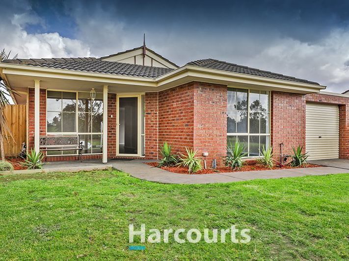 66A DUNCAN DR, PAKENHAM, VIC 3810