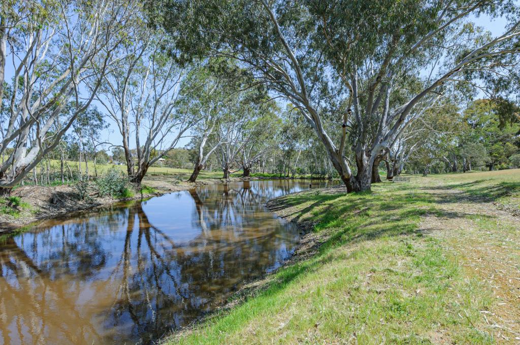 224 SMITH RD, BULLSBROOK, WA 6084