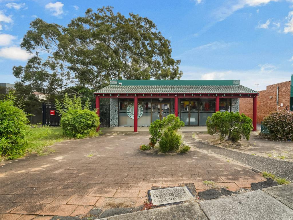 59 Queen St, Campbelltown, NSW 2560
