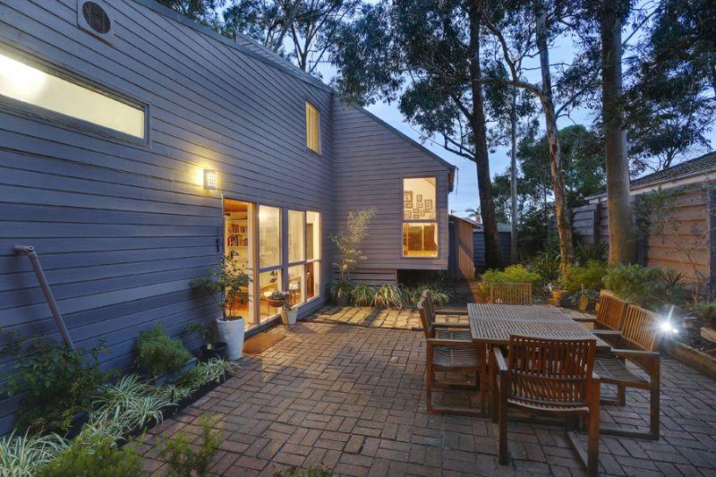 19 Cam St, Burwood East, VIC 3151