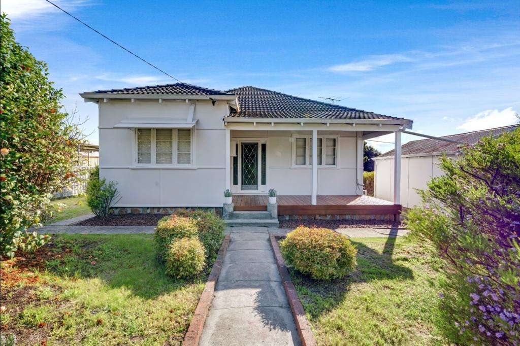 100 Jones St, Collie, WA 6225
