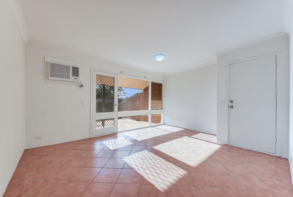 4/1 Throsby Way, Ambarvale, NSW 2560