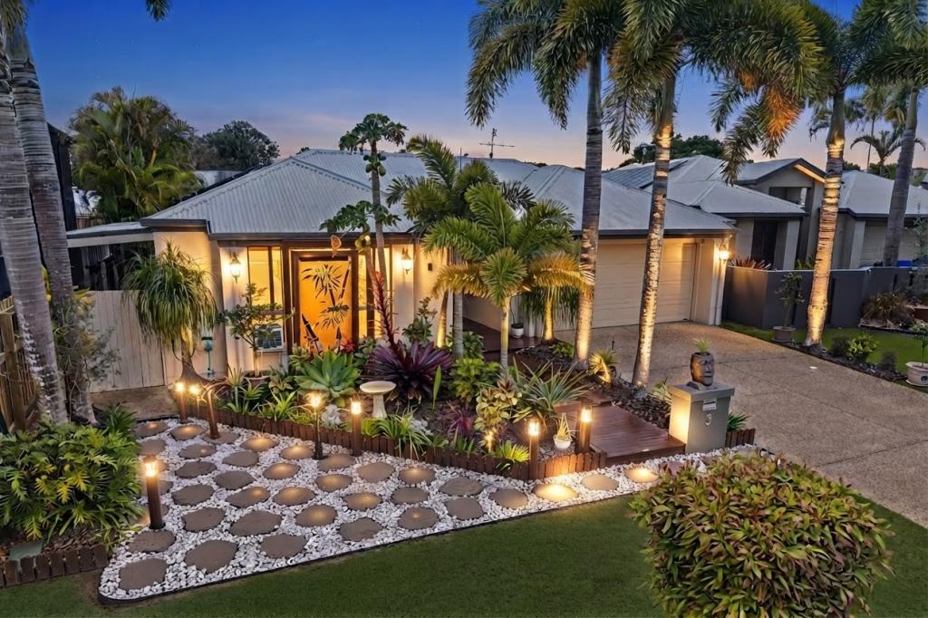 3 Oyster Ct, Twin Waters, QLD 4564