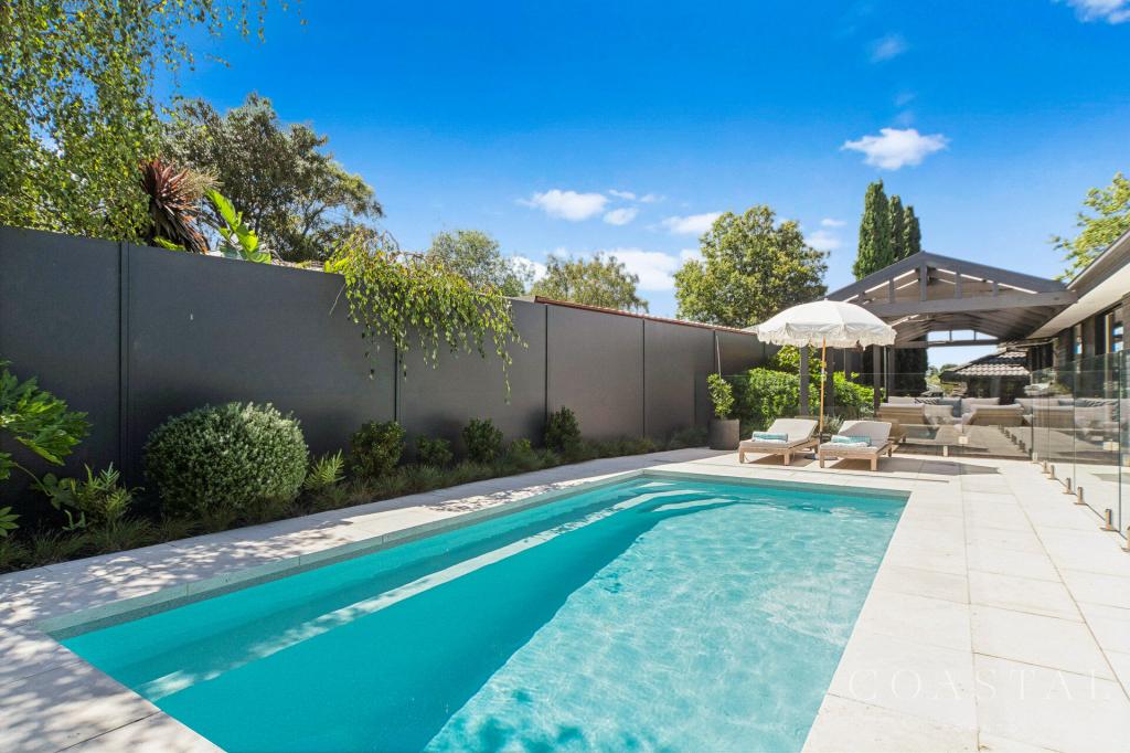 62 MANOR DR, FRANKSTON SOUTH, VIC 3199