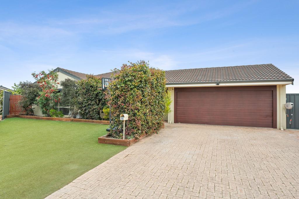 14 Darwin Pl, Warnbro, WA 6169