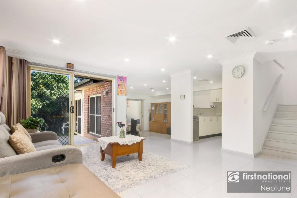 2/14 Tungarra Rd, Girraween, NSW 2145