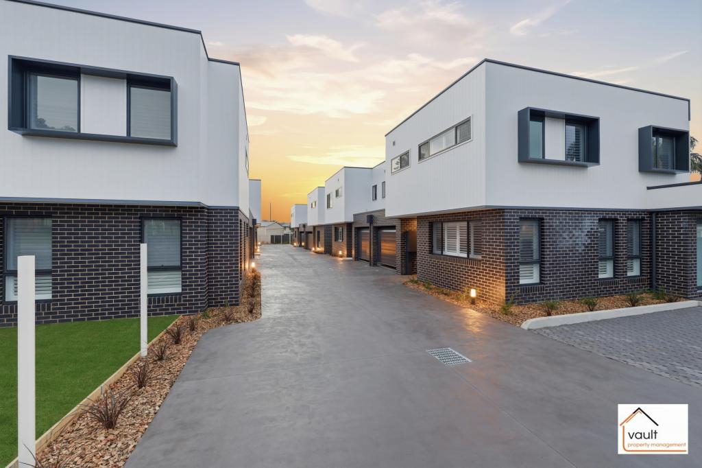 1 - 8/56 -58 Illowra Cres, Primbee, NSW 2502