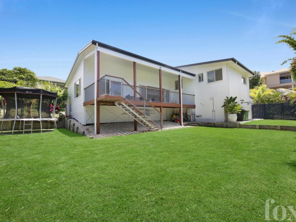 35 Sky Royal Tce, Burleigh Heads, QLD 4220