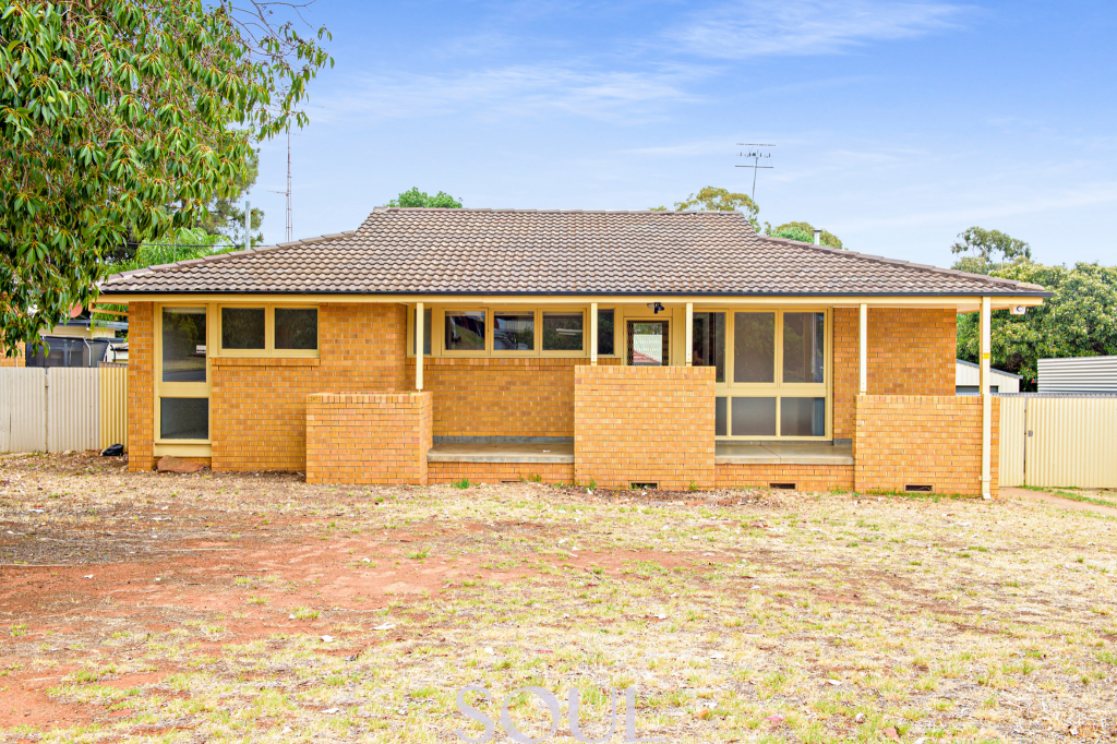 76 Ortella St, Griffith, NSW 2680