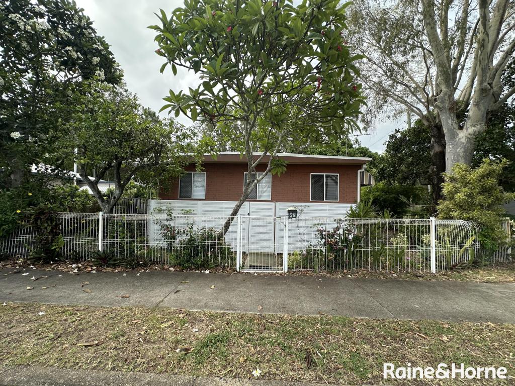 27 Slade Esp, Slade Point, QLD 4740
