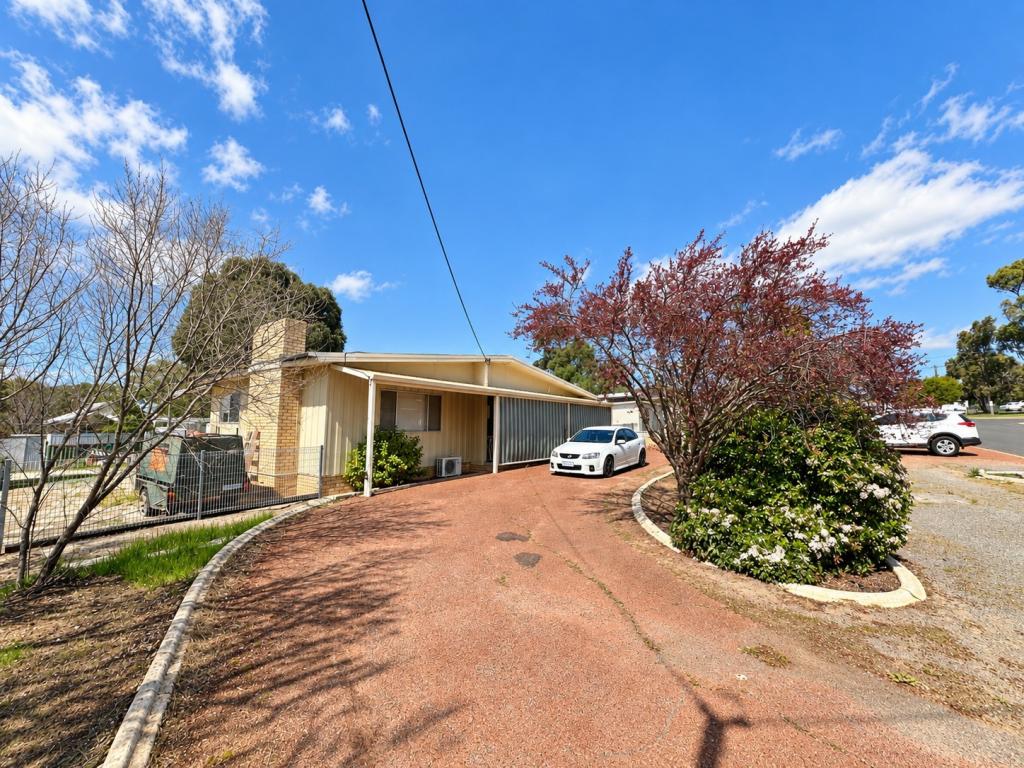 3 Sydney Hall Way, Narrogin, WA 6312
