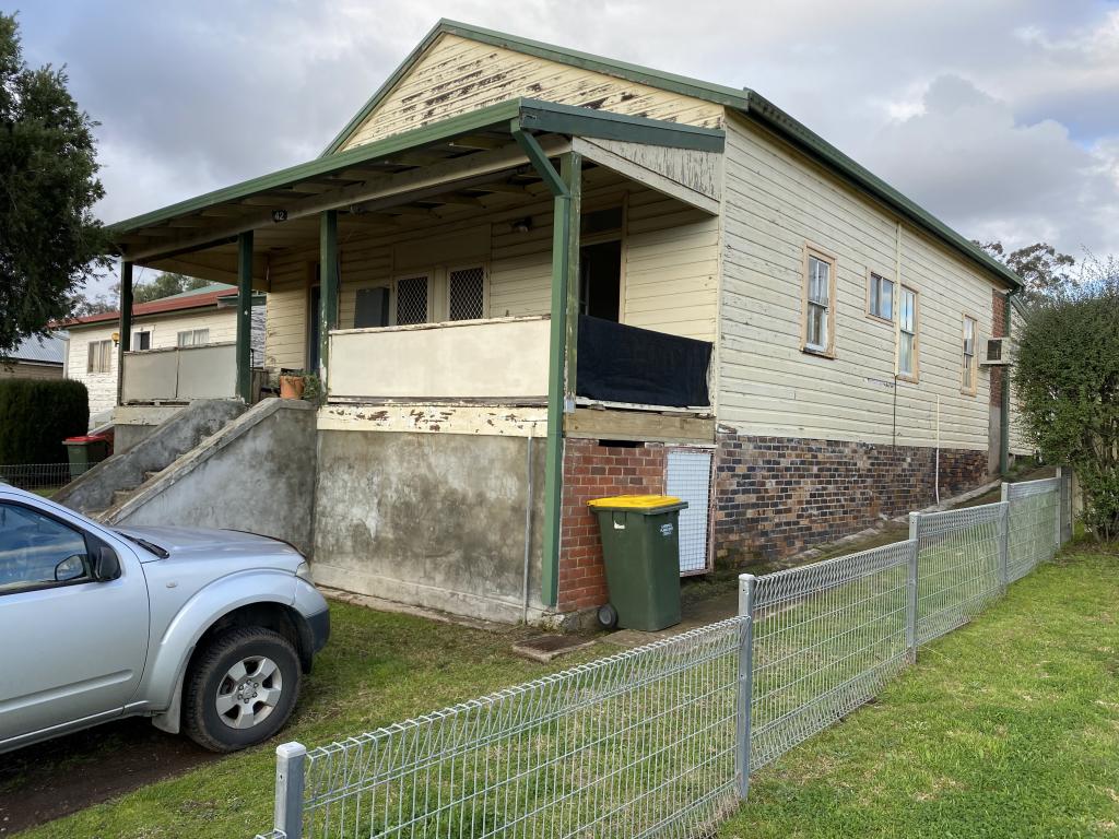 2/42 Dewhurst St, Werris Creek, NSW 2341