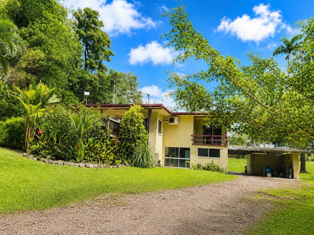 6 Lloyd Bell Rd, Merryburn, QLD 4854