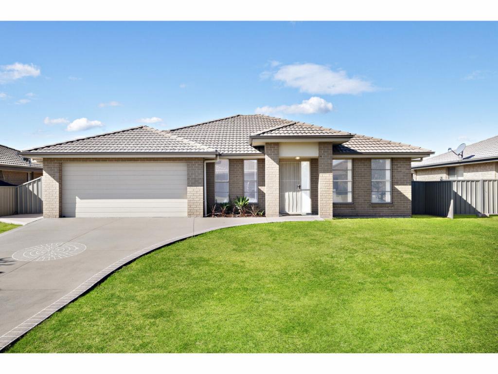 22 Fonda Ave, Rutherford, NSW 2320