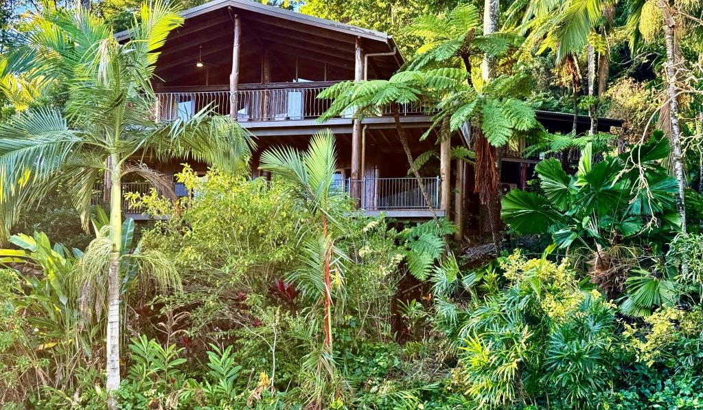4 Hibiscus Court, Rocky Pnt, Mossman, QLD 4873