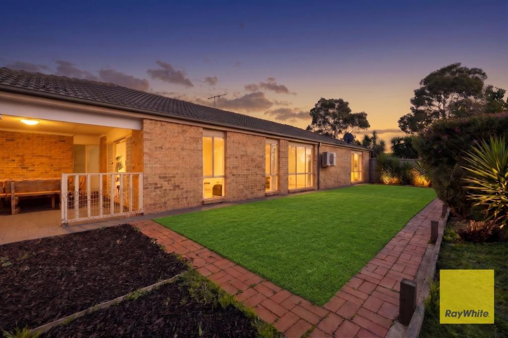 11 Snowbush Tce, Point Cook, VIC 3030