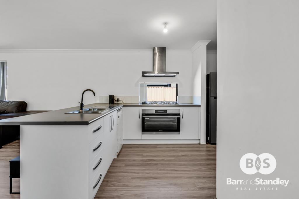 4 Hawkesbury Way, Australind, WA 6233