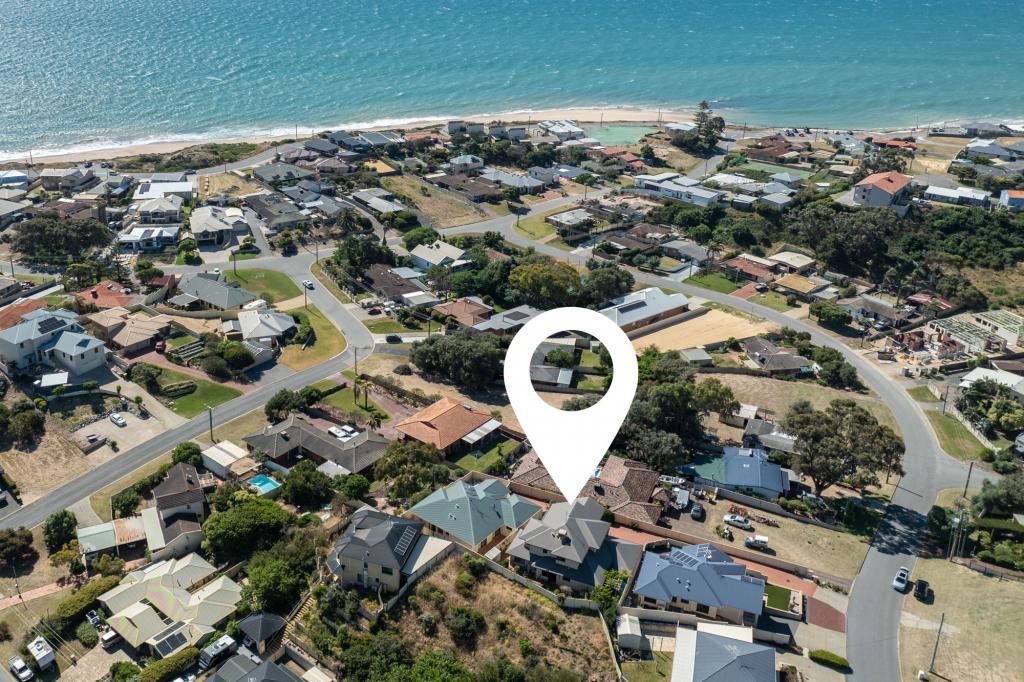 20b Murray Cres, Halls Head, WA 6210
