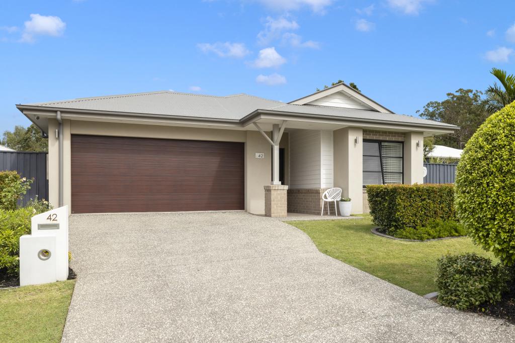 42 Ellabay Cres, Redland Bay, QLD 4165